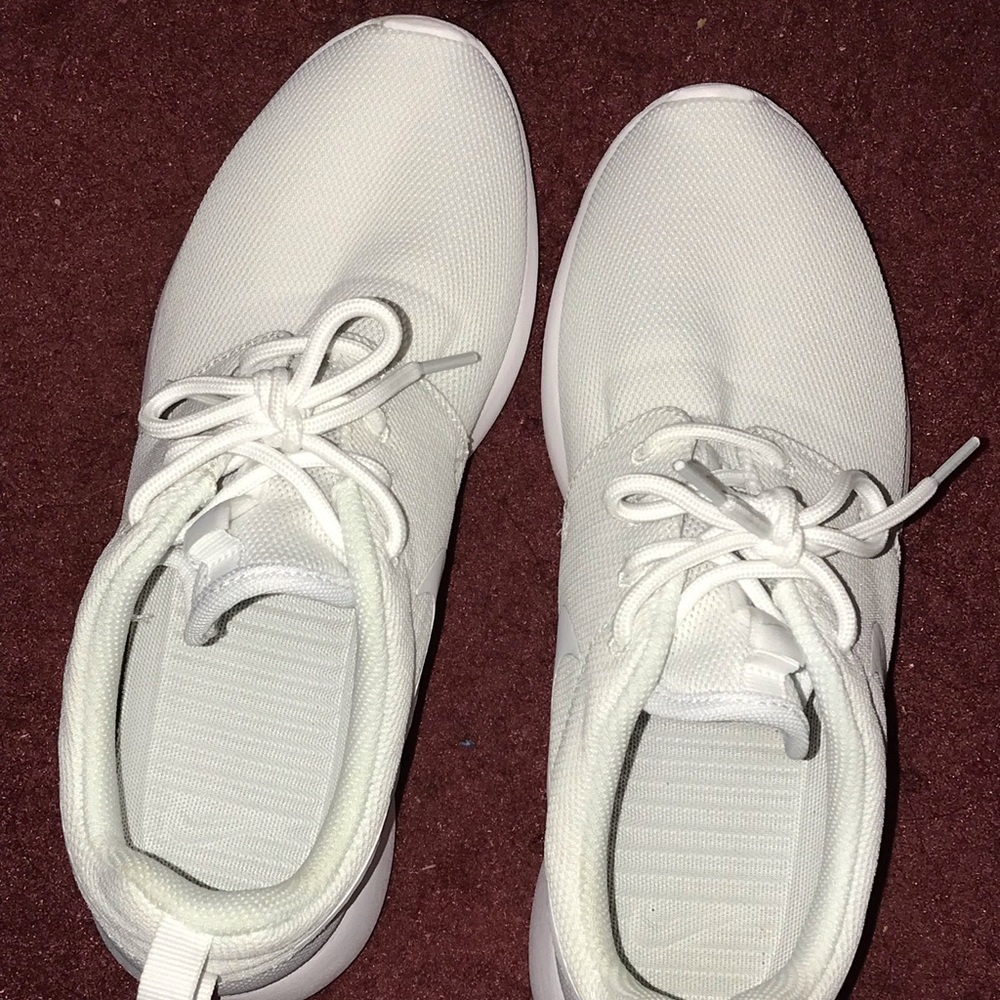 Women’s White Nike Roshe One